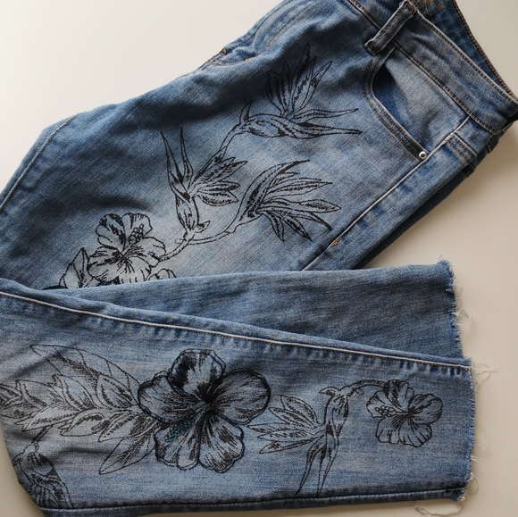 🎉3xHP🎉 Desigual Floral Jeans “Hibiscus” size 29 - Picture 8 of 16